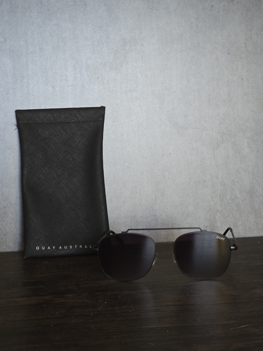Quay Australia Men's Black Metal Aviator Sunglasses